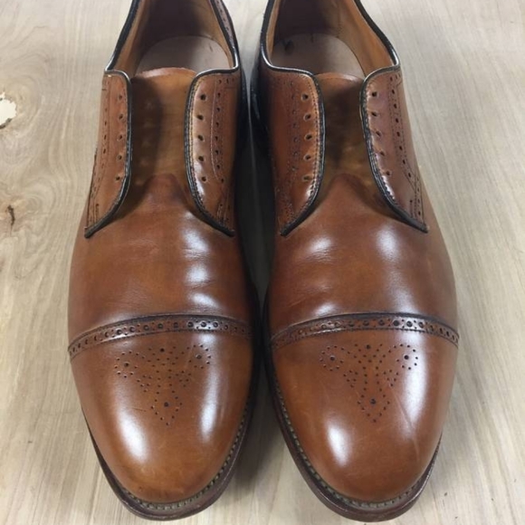 Allen Edmonds Oxfords - Picture 2 of 7